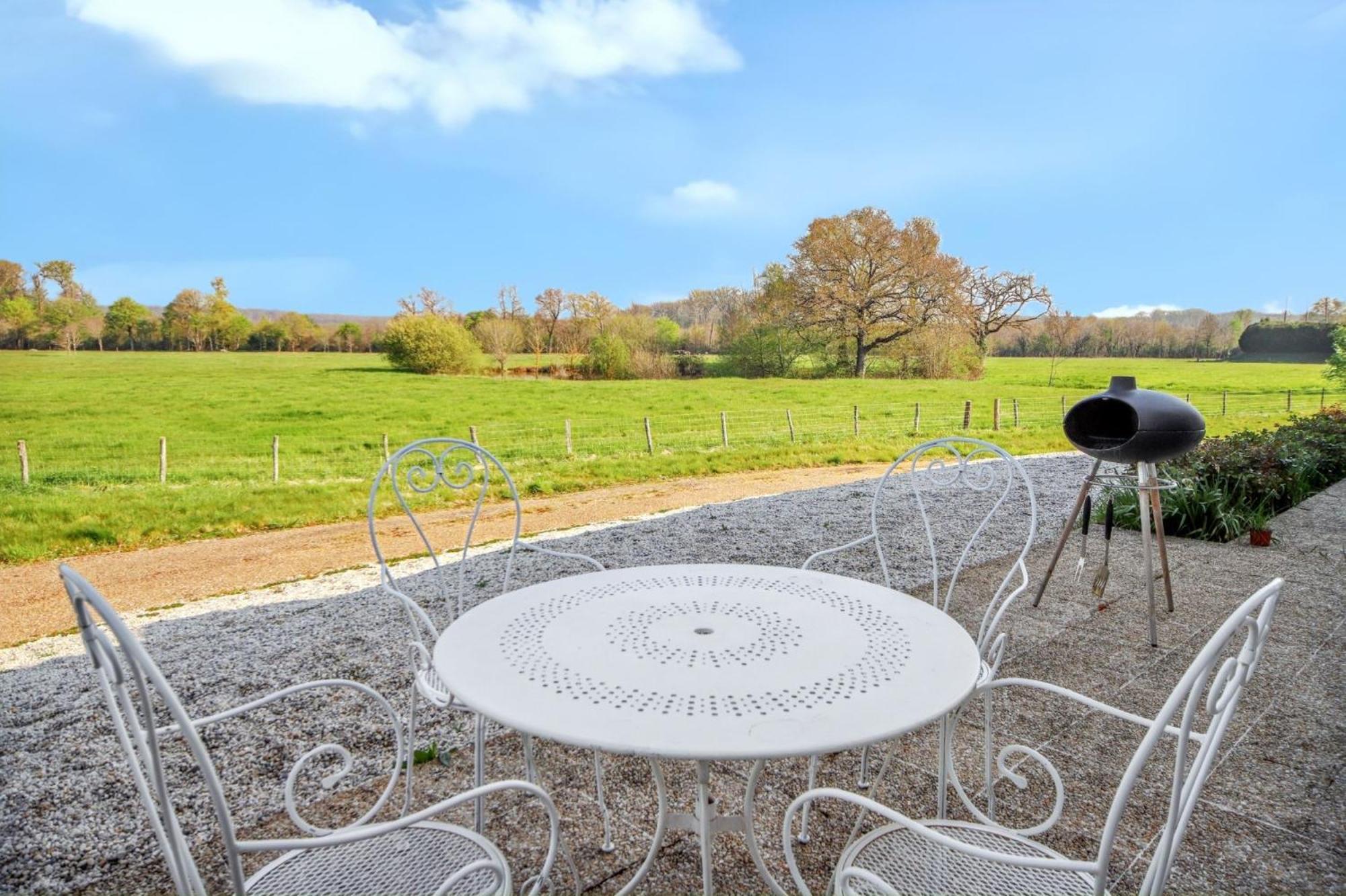 Appartement Cosy A Mont Pres Chambord 100 M² Terrasse ภายนอก รูปภาพ