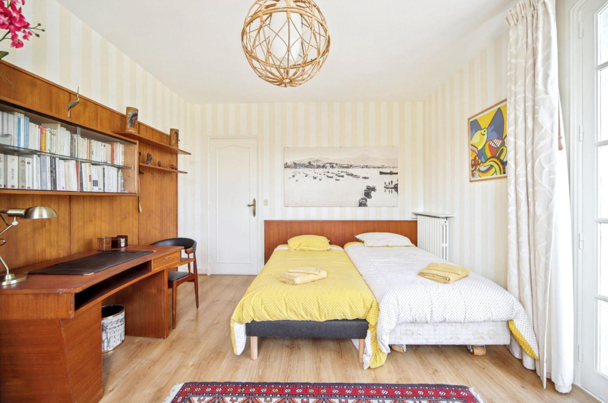 Appartement Cosy A Mont Pres Chambord 100 M² Terrasse ภายนอก รูปภาพ
